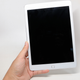 Illustration for article titled Alleged iPad Air 2 Leak Shows Off One Super-Skinny Tablet
